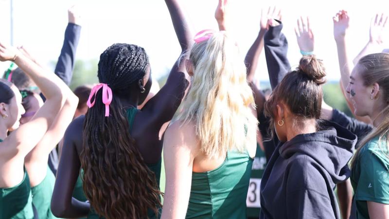 CSU cross country team huddles before All-Ohio Classic.