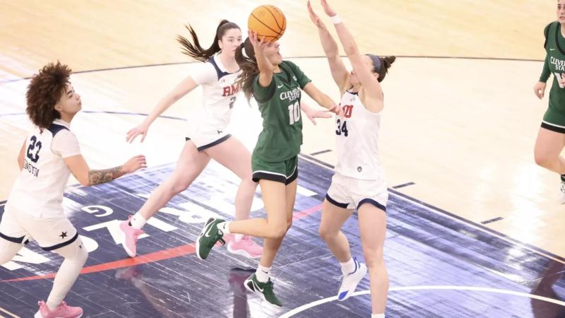 Sophomore Paula Pique going for a layup against Robert Morris University on Saturday, Feb. 14, 2026.