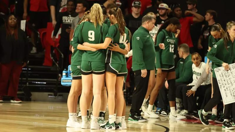 CSU women's basketball in a huddle