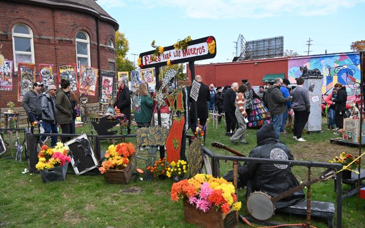 Many of the altars at the festival were created by artists,  including a pets altar where guests could write down the names of pets they have lost or who have been missing for years, Nov. 1, 2025. (credit: Alex Martinez)