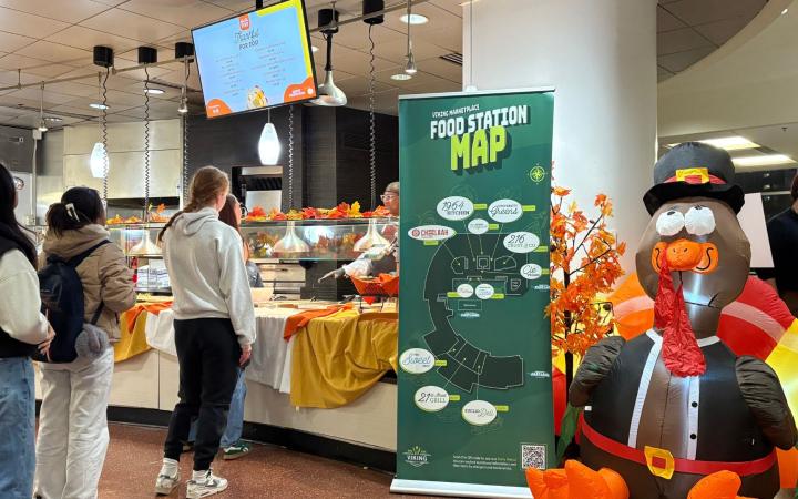 Students in the buffet line during CSU’s annual Vikesgiving dinner. (credit: Morgan Alten)