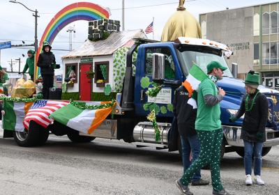 St. Patrick’s Day truck float joins the parade, March 17, 2024. (credit: Alex Martinez)