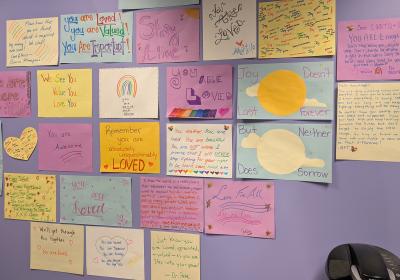 LGBTQ student message board showing supportive messages post election.