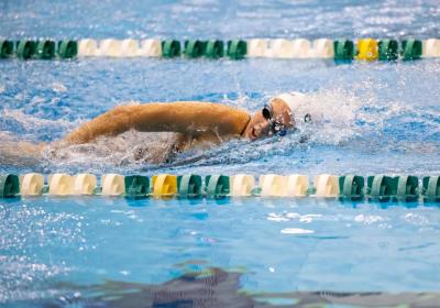 Isabella Caraballo competes on day two of the Zips Classic in the 1,650-yard freestyle.