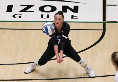 Vayda Delventhal paced the CSU defense with 22 digs, her eighth 20-dig performance of the season as she passed the 1,000-dig mark for her career.